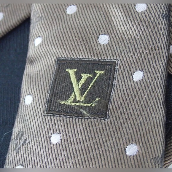 LOUIS VUITTON Silk Monogram Tie 😍🔥🔥🔥 - Picture 6 of 11